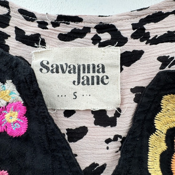 Savanna Jane Leopard and Floral Embrace Blouse Size Small - Picture 6 of 9